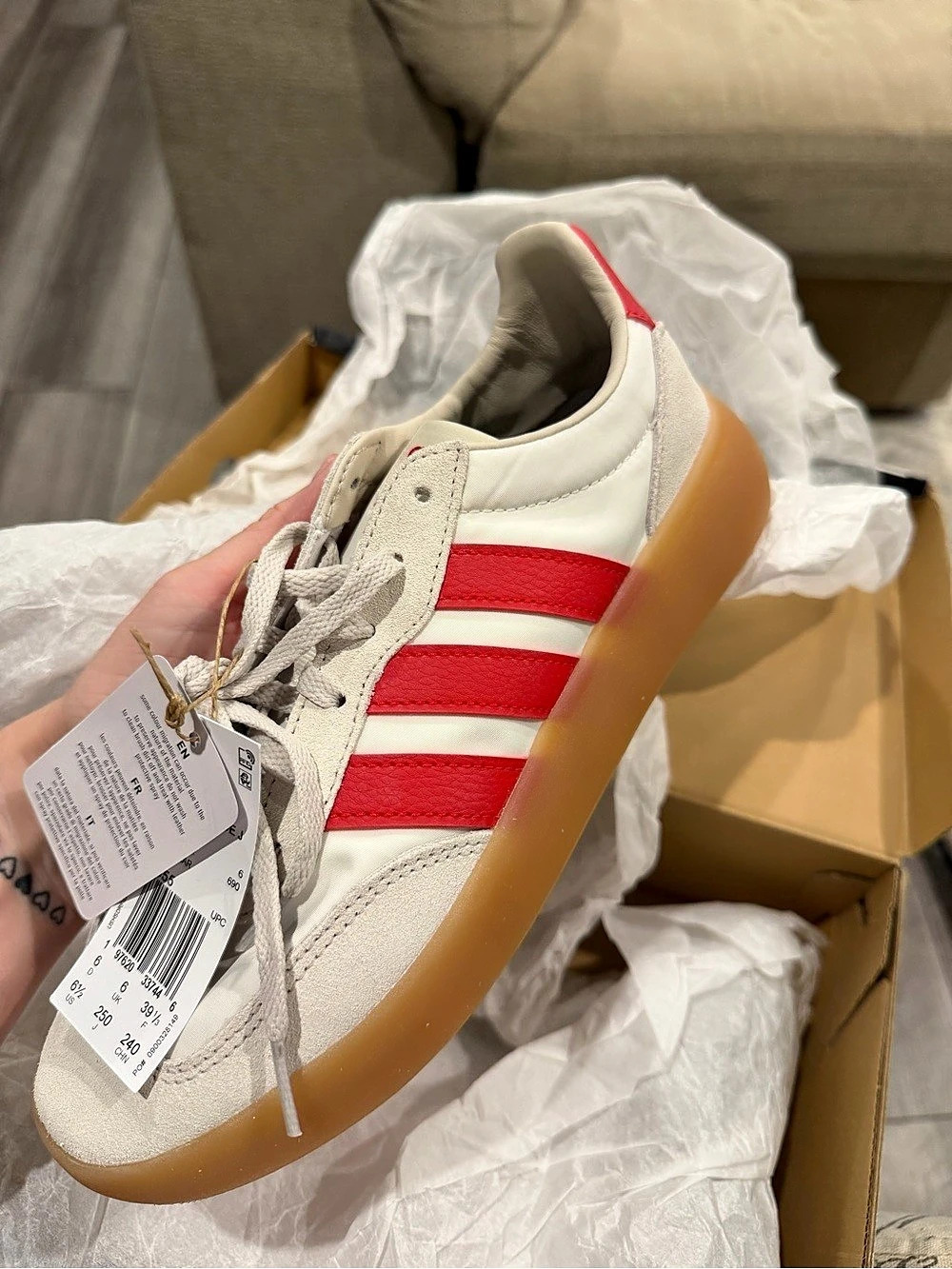 adidas Samba OG Women's Sneakers White & Red US 6.5 NWT - Picture 2 of 3